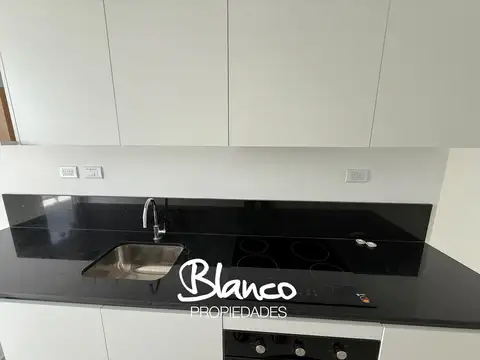 Depto Tipo Casa 4 ambientes con 3 baños