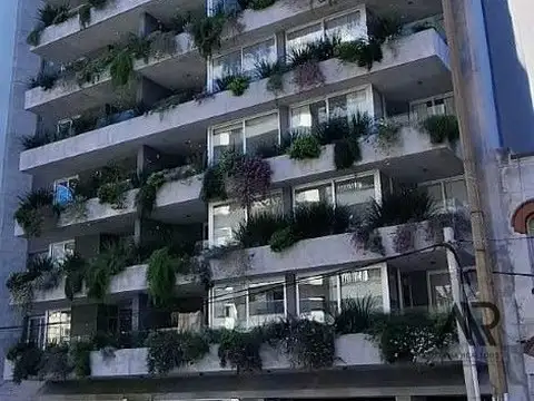 Apartamento en venta c/ cochera opcional en Punta Carretas