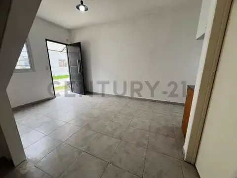 Depto Tipo Casa en Venta en Los Polvorines, USD 41.000