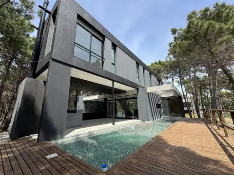 Casa Monoambiente con 6 baños