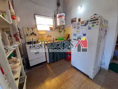 Casa 3 amb. - Lote Propio 400m2 - Excelente ubicación