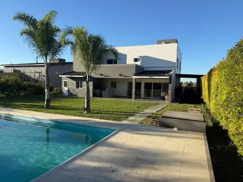 Casa en Venta de 5 dormitorios