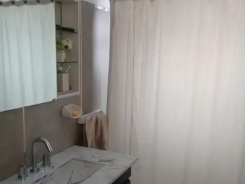Depto Tipo Casa en Venta en Ramos Mejía, USD 175.000