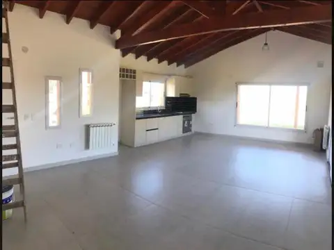 Muy linda casa en alquiler Barrio El Aljibe