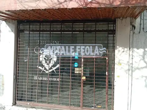 ALQUILER LOCAL EN LINIERS EN CENTRO COMERCIAL 