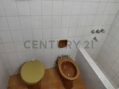 Canada 200, Piso 0