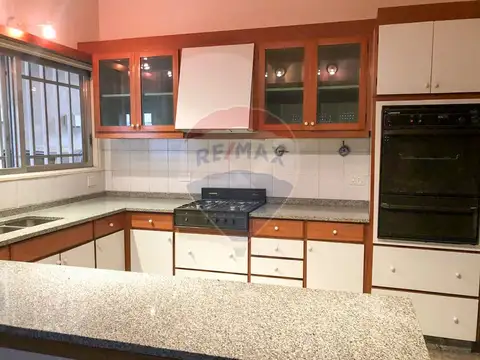 Oficina en Alquiler 44 años