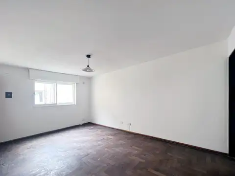 Alquiler! - Dpto 1 Dormitorio con Balcón en el Centro - Bajas Expensas
