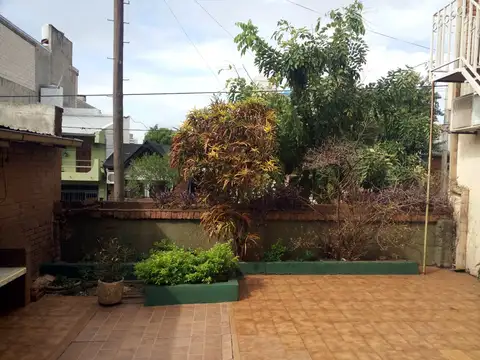 CHALET ZONA ESCUELA NORMAL MIXTA. POSADAS MISIONES VENTA