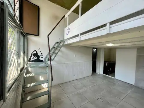 VENTA DEPTO AL FRENTE ITUZAINGO CENTRO APTO PROF