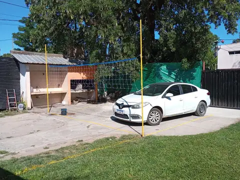 Casa 6 ambientes con 3 baños