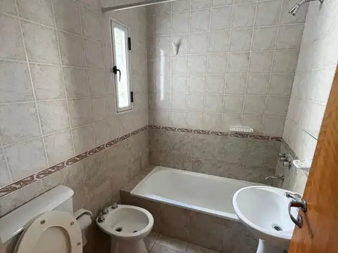 Departamento en Alquiler en La Plata, $ 450.000