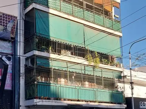 Gran Semipiso apto crédito centro de Avellaneda