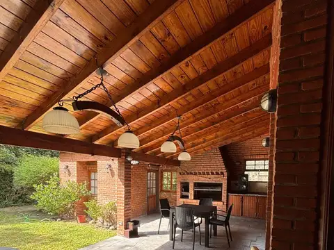 Casa en Venta en Club El Carmen, USD 390.000