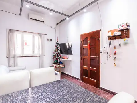 VENTA DE PH 2 AMBIENTES EN VALENTIN ALSINA