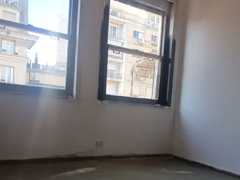 Oficina en Alquiler en Balvanera, $ 750.000
