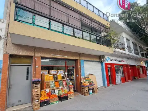 PH 3 AMBIENTES EN PB CON TERRAZA, EN MUY BUEN ESTADO