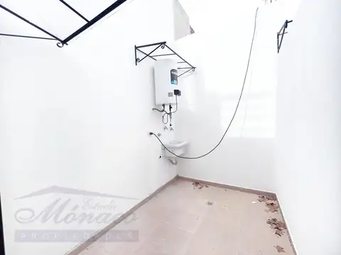 Depto Tipo Casa en Venta de 2 ambientes