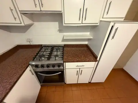 Departamento en Alquiler con 1 cocheras