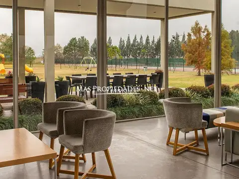 Terreno en Venta 20  mts Fondo