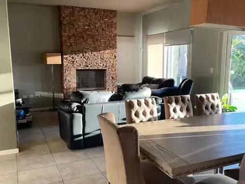 Casa en Venta - 3 dormitorios -