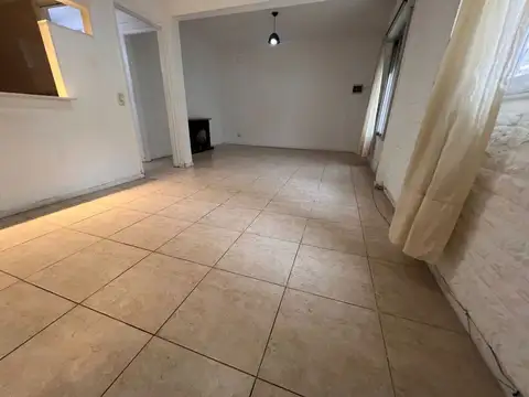 Depto Tipo Casa en Venta 25 años