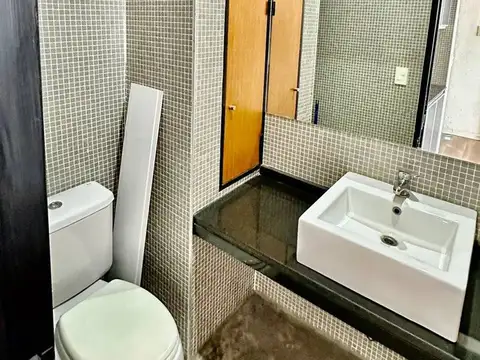 Oficina en Alquiler Officia Pilar con cochera