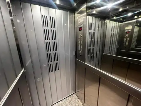 Oficina en Alquiler 50 años