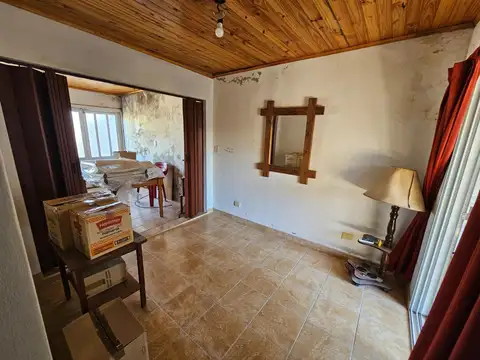 Casa 3 ambientes con 1 baño