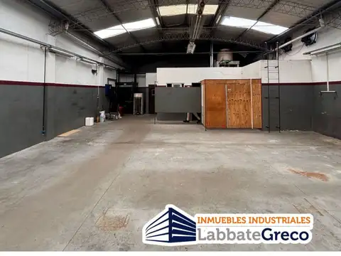 Galpon en Venta 10  mts Frente