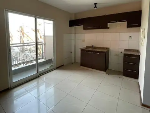 Suipacha 700, Piso 3