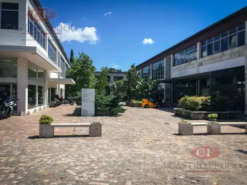 Venta de  oficina con renta en Km 40 - Pilar