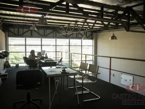Oficina en Venta con 1 cochera