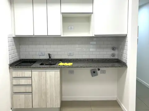 MONOAMBIENTE APTO PROFESIONAL O VIVIENDA CON BALCÓN