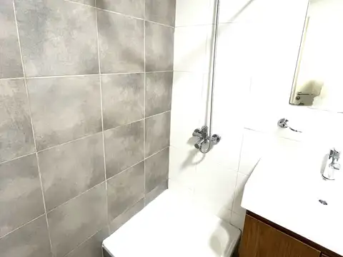 MONOAMBIENTE APTO PROFESIONAL O VIVIENDA CON BALCÓN