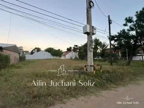 Dos Amplios Terrenos en Venta en Esquina de Costa Azul cerca del Mar