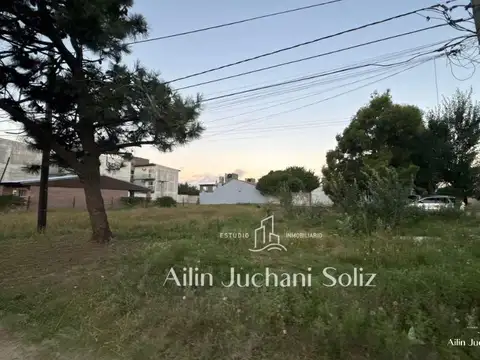 Dos Amplios Terrenos en Venta en Esquina de Costa Azul cerca del Mar