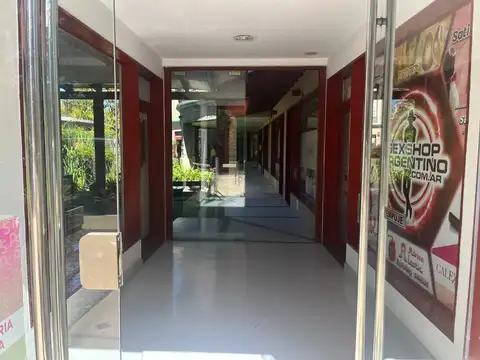 Oficina en Alquiler en Villa Rosa, $ 180.000