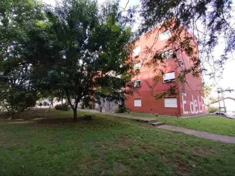80 entre 10 y 11 - Departamento de 3 dormitorios en venta