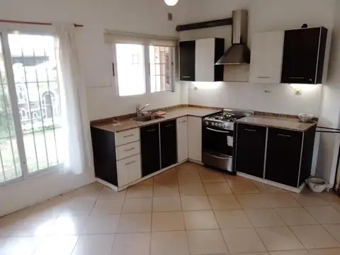 Casa en Venta en Castelar Norte, USD 135.000