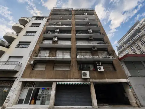 Juan Domingo Perón 1600, Piso 9
