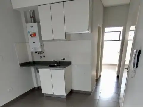Departamento 1 dormitorio con patio
