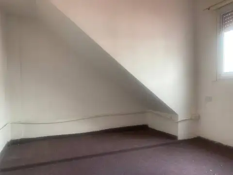 Depto Tipo Casa 3 ambientes con 1 baño
