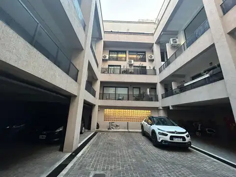 VENTA COCHERA SAN TELMO LA EDITORIAL