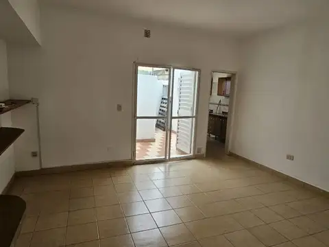 Casa de dos dormitorios, Mitre y 3 de Febrero