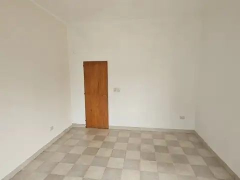 Mitre 654 , Piso 0