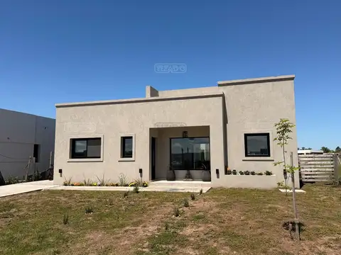 Santa Elisa, Pilar del Este s/n