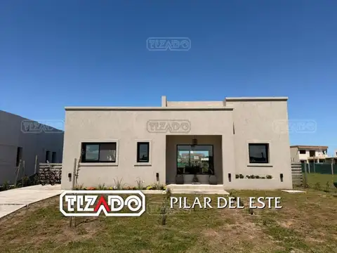 Casa  en Venta en Santa Elisa, Pilar del Este, Pilar