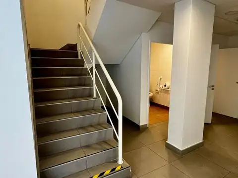 Local en Alquiler en Villa General Mitre, USD 6.900