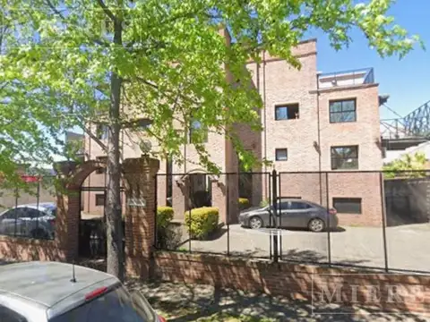 Oficina de 80 m2 en Alquiler en Martinez